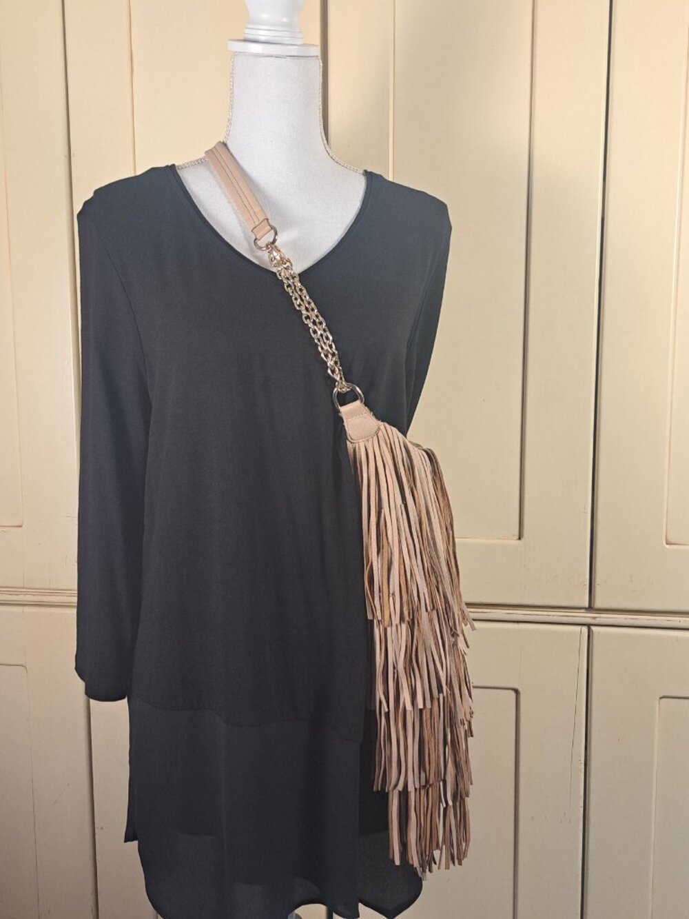 Lost & Found Tan Fringe Genuine Leather Shoulder Boho Gold Chain Handbag - Picture 5 of 16